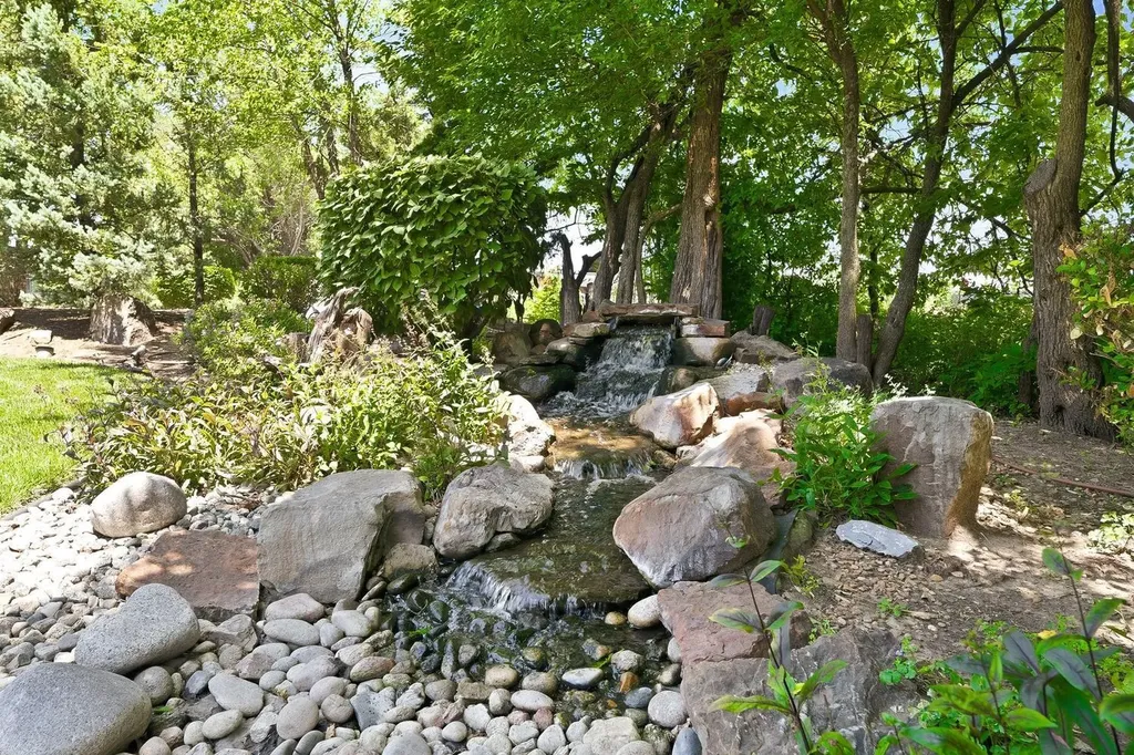 714 N Deerfield Court Andover KS 67002