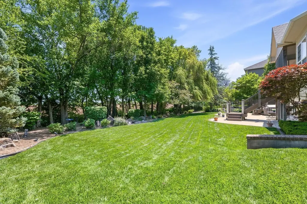 714 N Deerfield Court Andover KS 67002