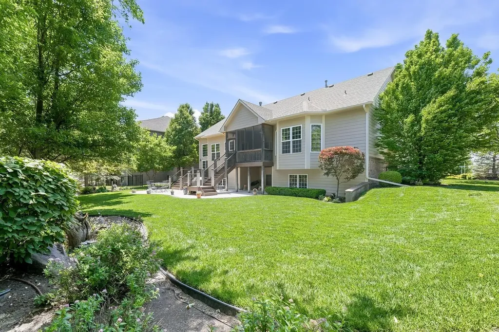 714 N Deerfield Court Andover KS 67002