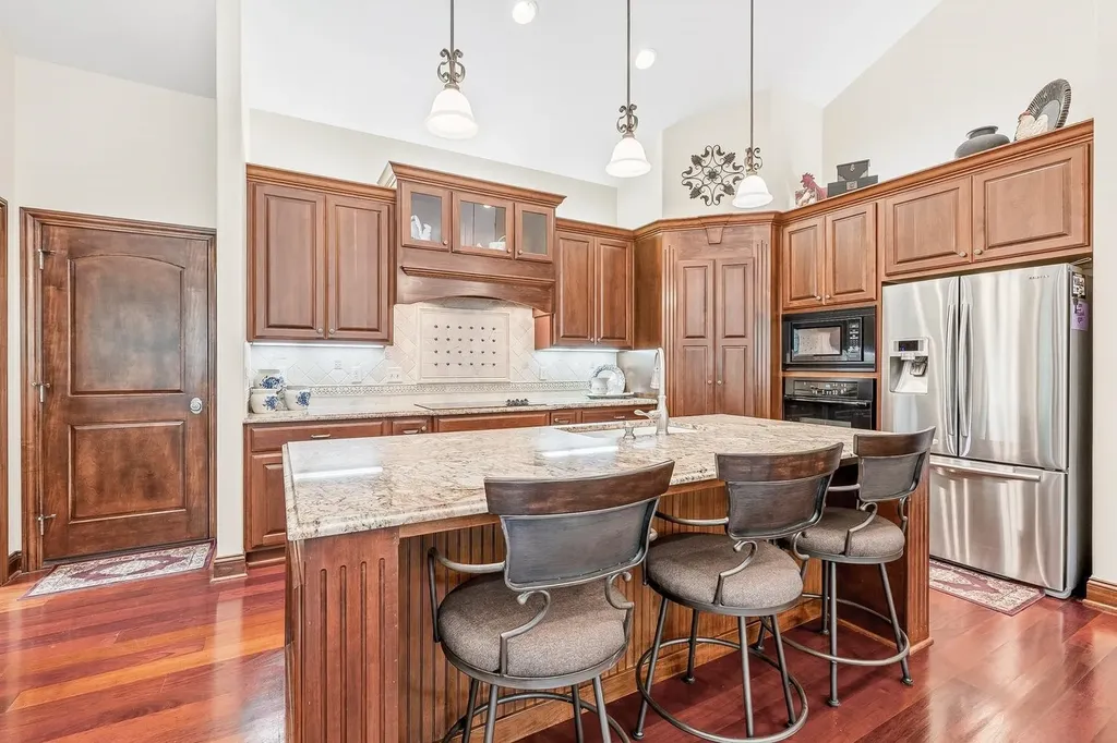714 N Deerfield Court Andover KS 67002