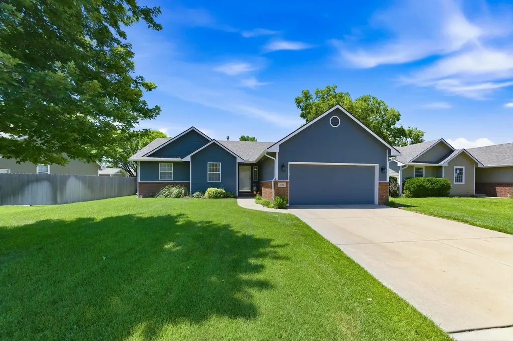 2711 N Parkdale Wichita KS 67205