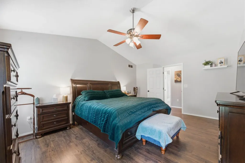 2711 N Parkdale Wichita KS 67205