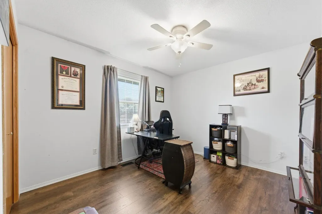 2711 N Parkdale Wichita KS 67205