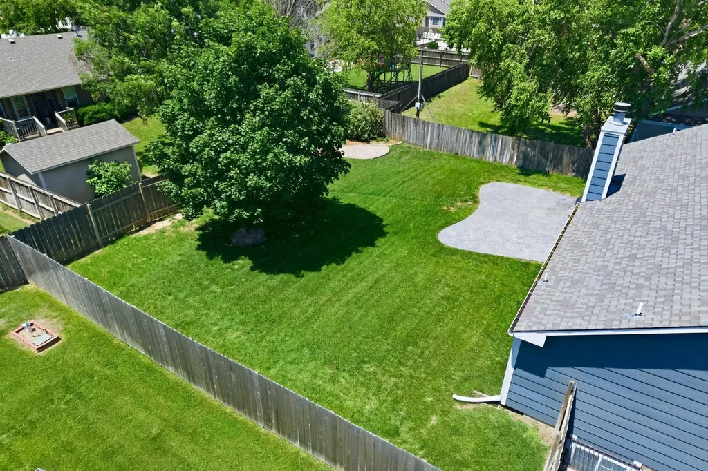 2711 N Parkdale Wichita KS 67205