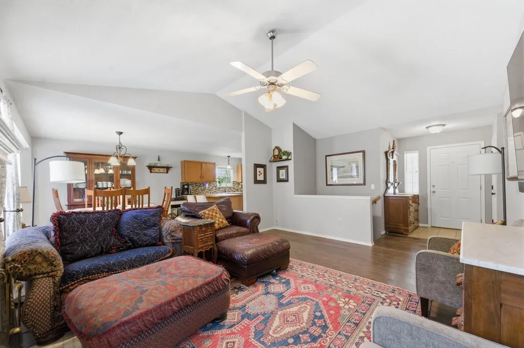 2711 N Parkdale Wichita KS 67205