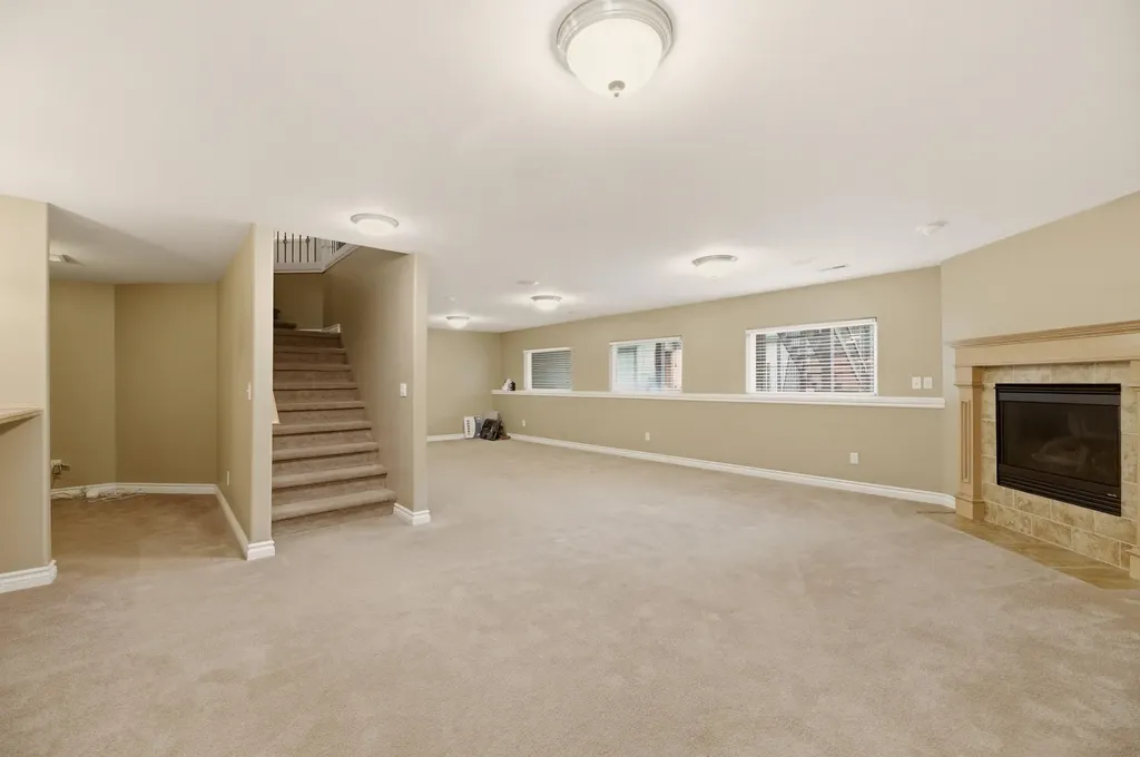 3845 N Lakecrest Court Wichita KS 67205
