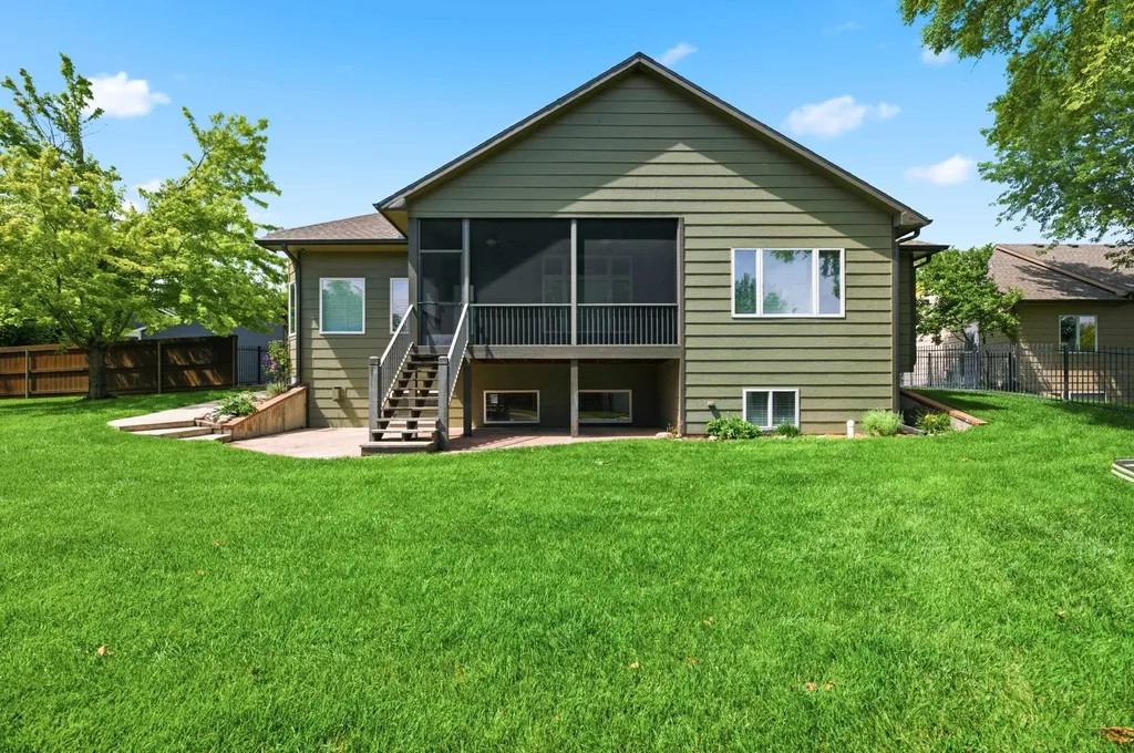 3845 N Lakecrest Court Wichita KS 67205