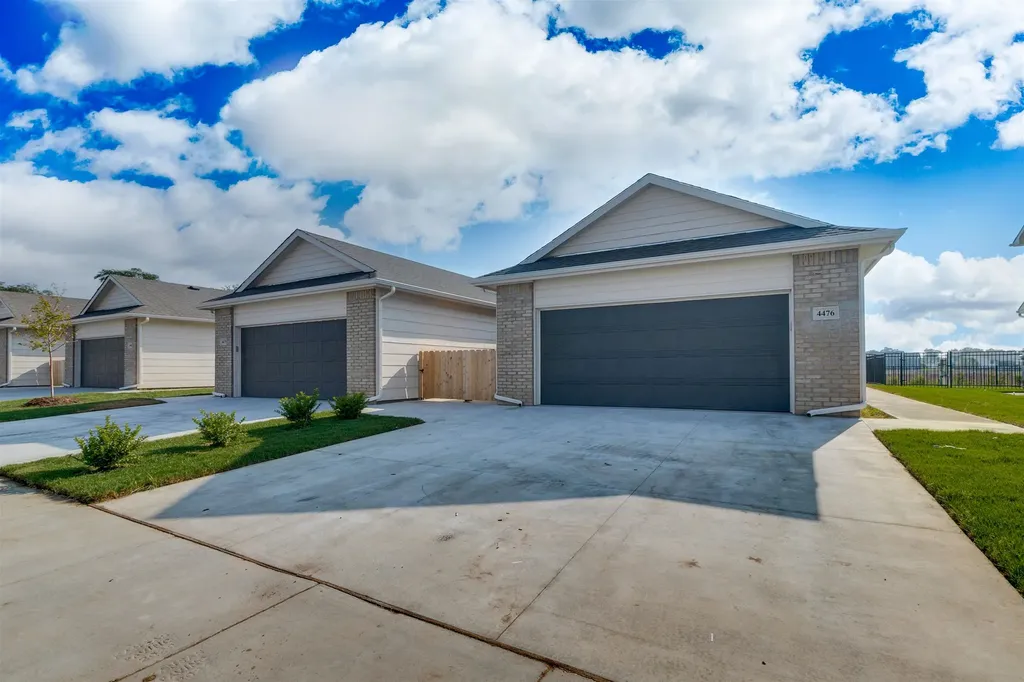 4325-4327 N Sandplum Street Wichita KS 67205