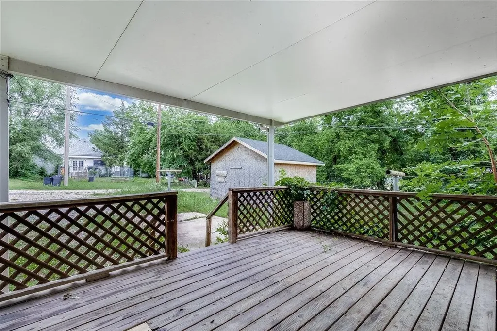 313 E Lincoln Wellington KS 67152