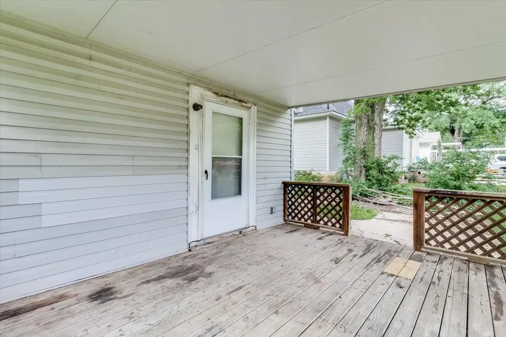 313 E Lincoln Wellington KS 67152