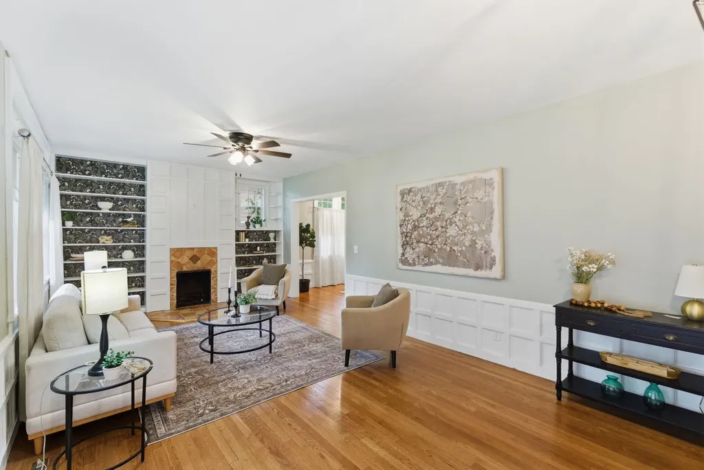 3226 E Country Club Place Wichita KS 67208