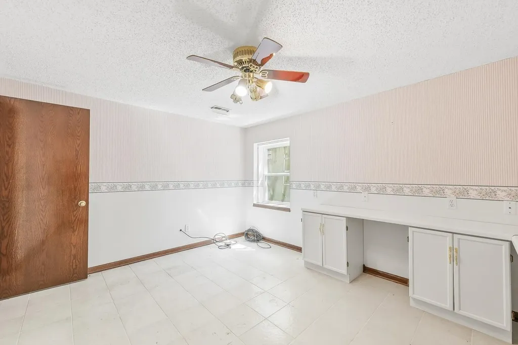 10215 E June Drive Derby KS 67037