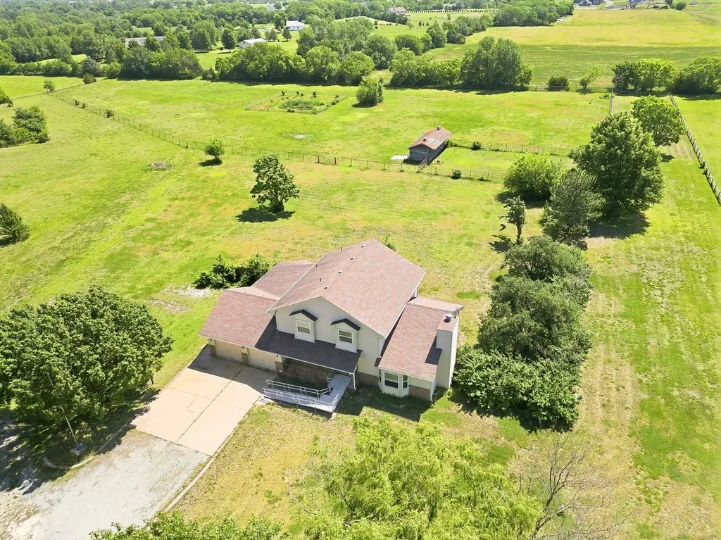 10215 E June Drive Derby KS 67037