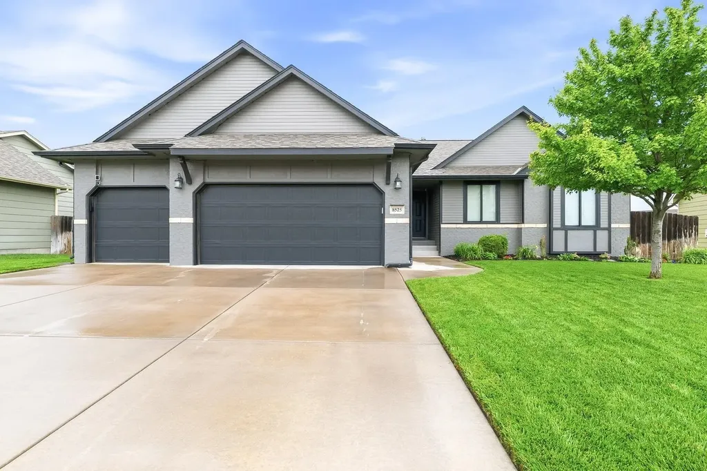 8525 W Candlewood Court Wichita KS 67205