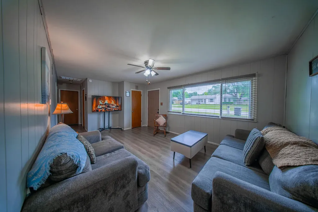 213 E Radio Lane Arkansas City KS 67005