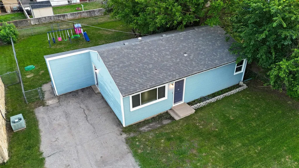 213 E Radio Lane Arkansas City KS 67005