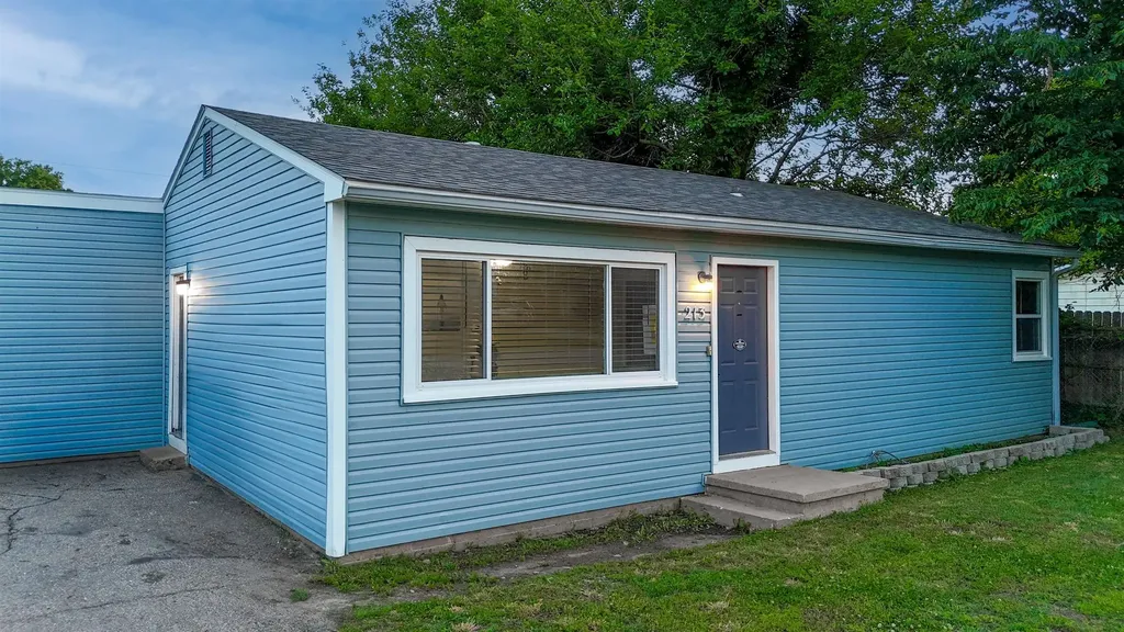 213 E Radio Lane Arkansas City KS 67005