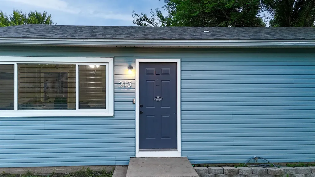 213 E Radio Lane Arkansas City KS 67005