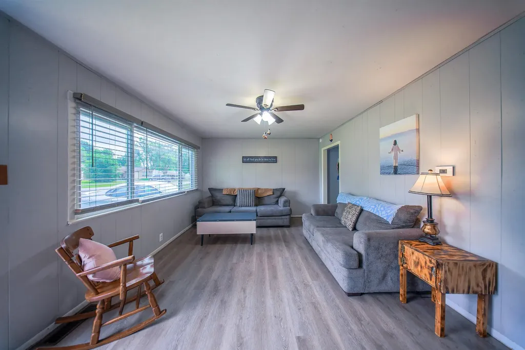 213 E Radio Lane Arkansas City KS 67005