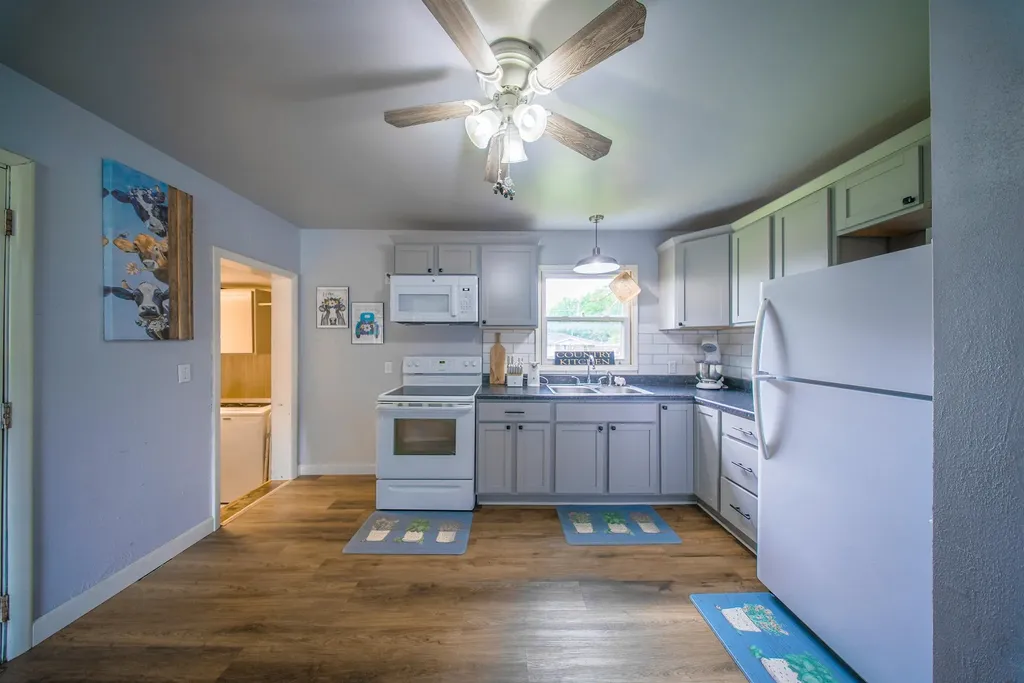 213 E Radio Lane Arkansas City KS 67005