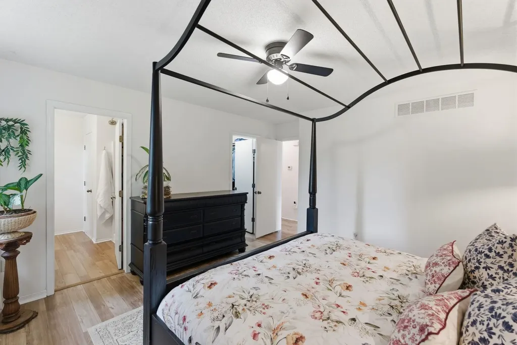 8221 W Thurman Street Wichita KS 67212