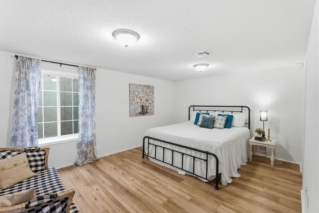 8221 W Thurman Street Wichita KS 67212