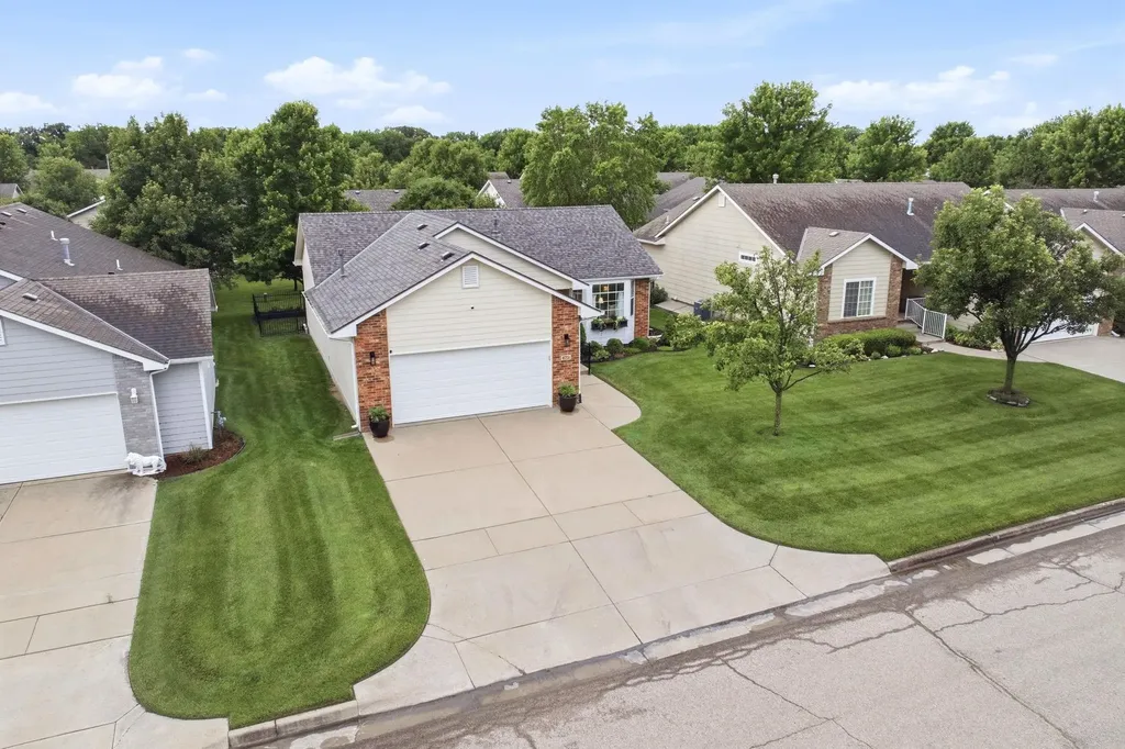 8221 W Thurman Street Wichita KS 67212