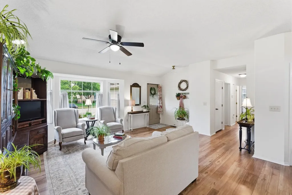8221 W Thurman Street Wichita KS 67212