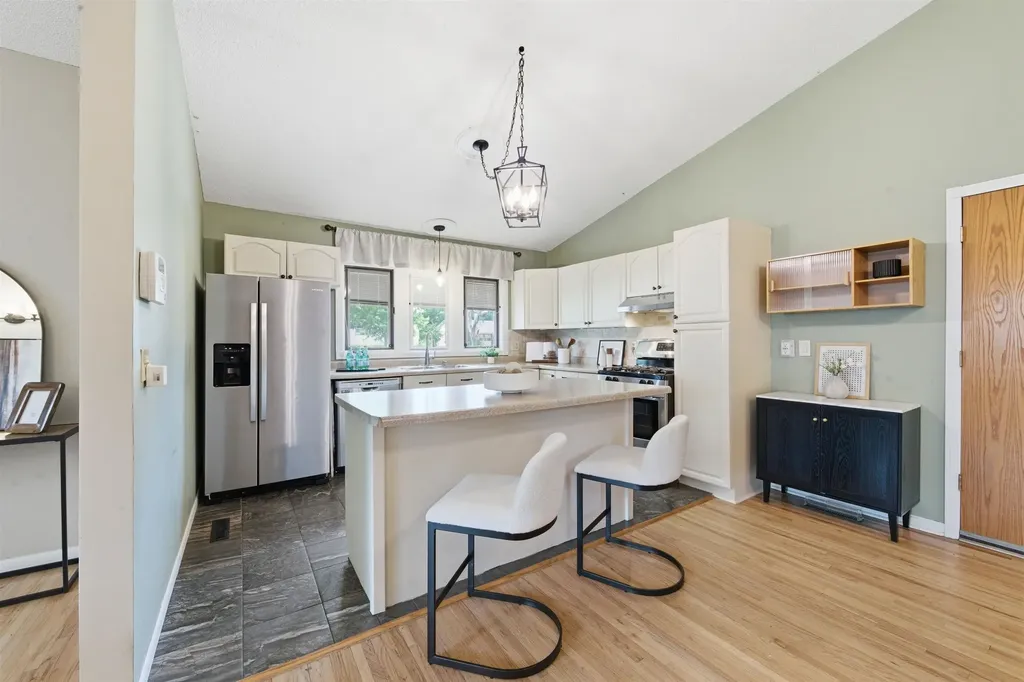 5919 Memphis Street Bel Aire KS 67220