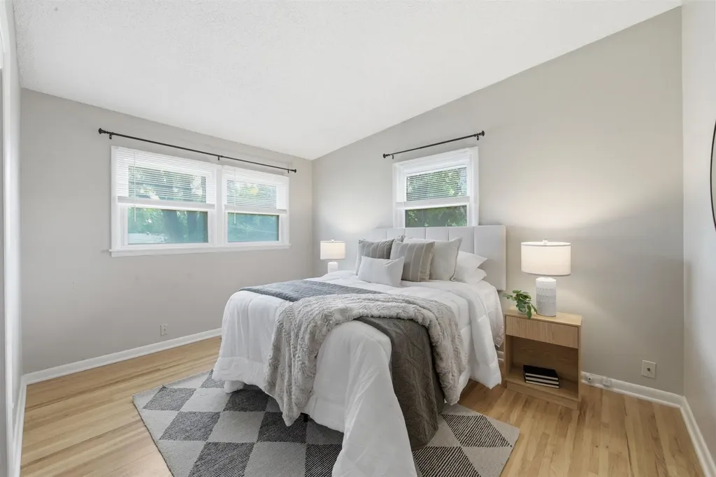 5919 Memphis Street Bel Aire KS 67220