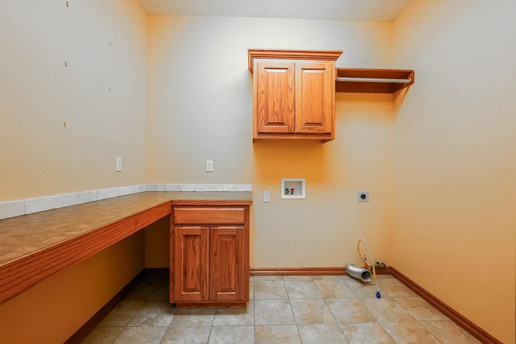 1910 N Jason Drive El Dorado KS 67042