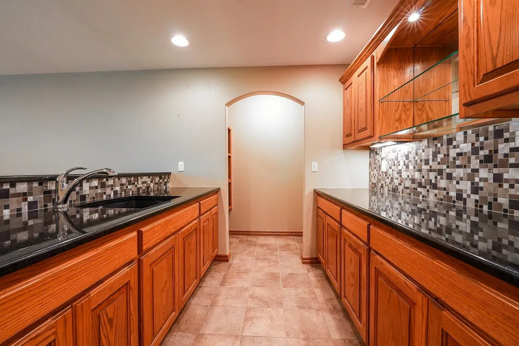 1910 N Jason Drive El Dorado KS 67042