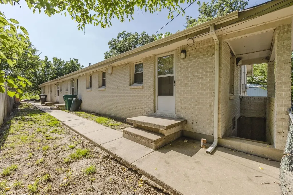 1714 S Euclid Avenue Wichita KS 67213