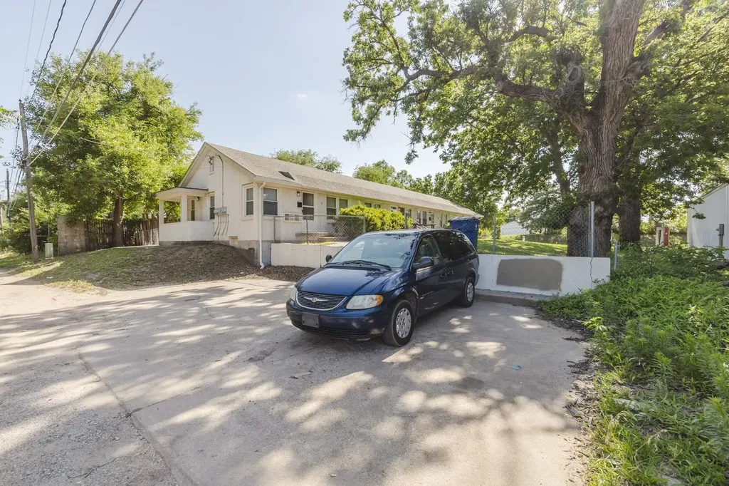 1714 S Euclid Avenue Wichita KS 67213