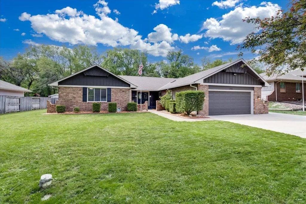 1231 Dry Creek Drive Derby KS 67037