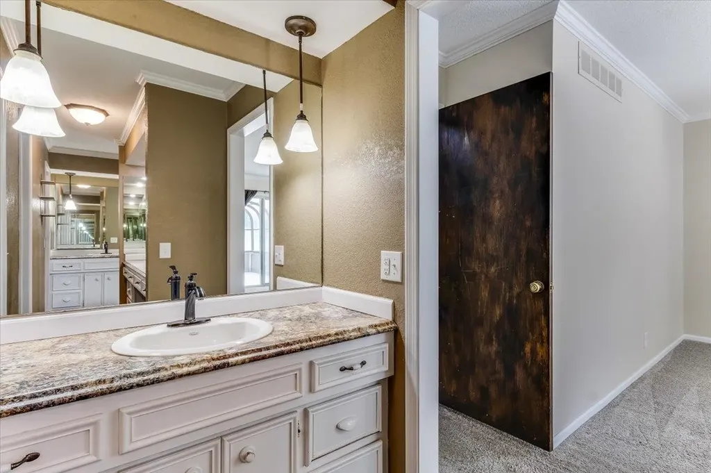 1231 Dry Creek Drive Derby KS 67037