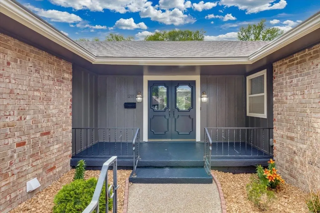 1231 Dry Creek Drive Derby KS 67037