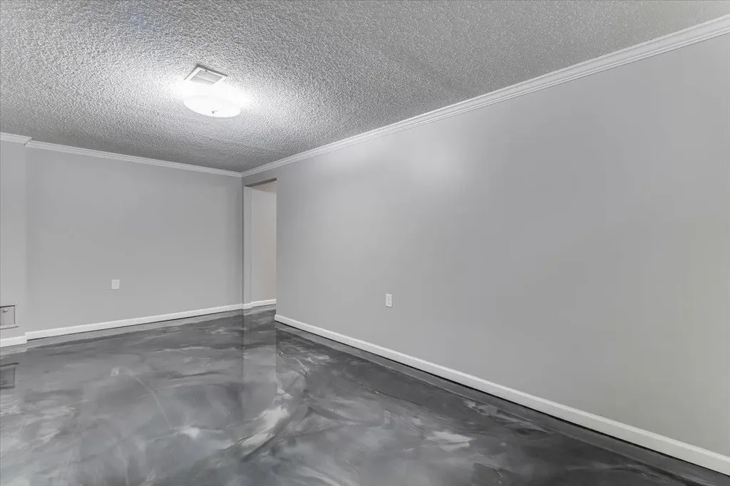 1231 Dry Creek Drive Derby KS 67037