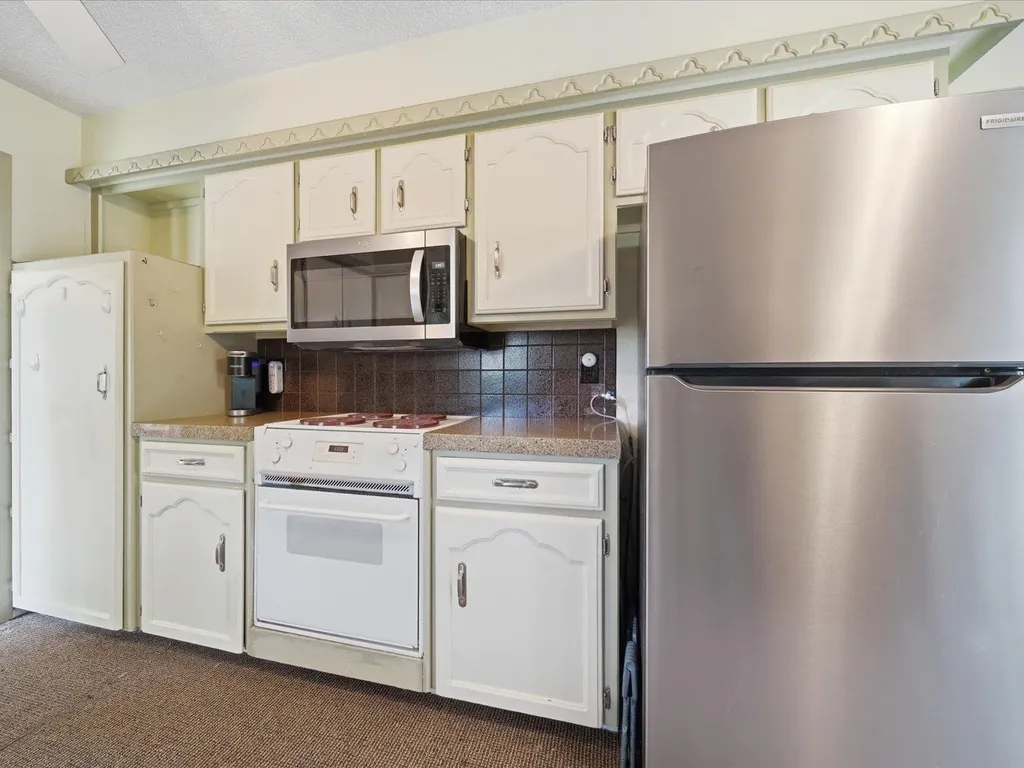 7321 W Suncrest Street Wichita KS 67212