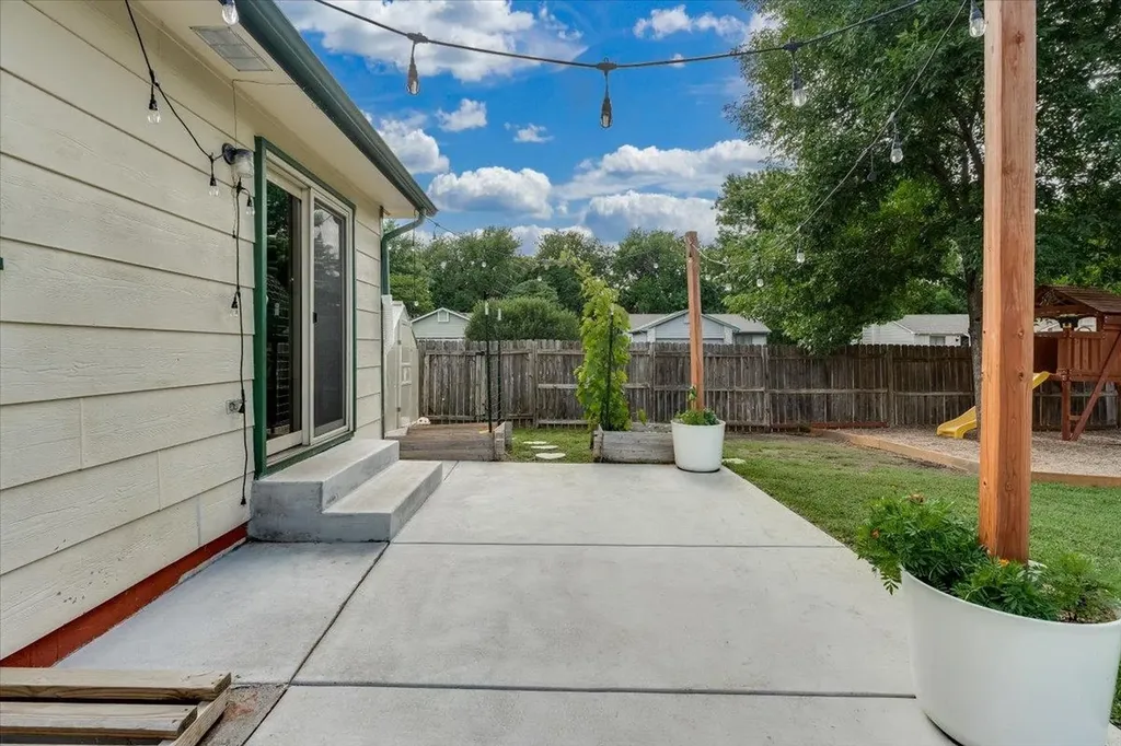 2456 N Ridgewood Court Wichita KS 67220