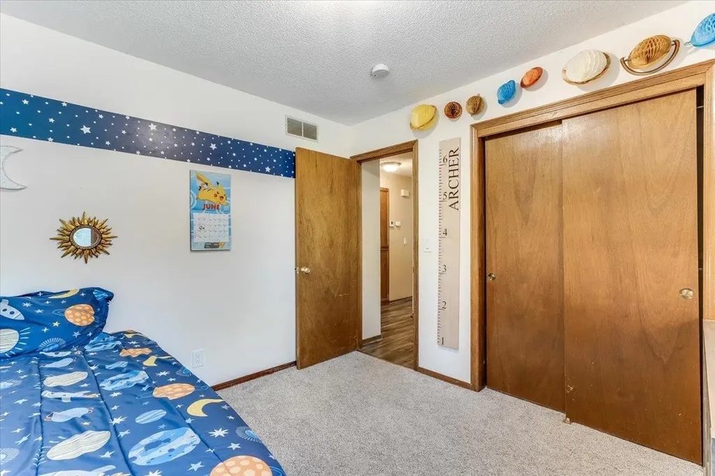 2456 N Ridgewood Court Wichita KS 67220