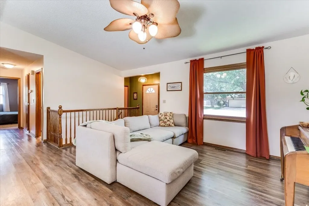 2456 N Ridgewood Court Wichita KS 67220