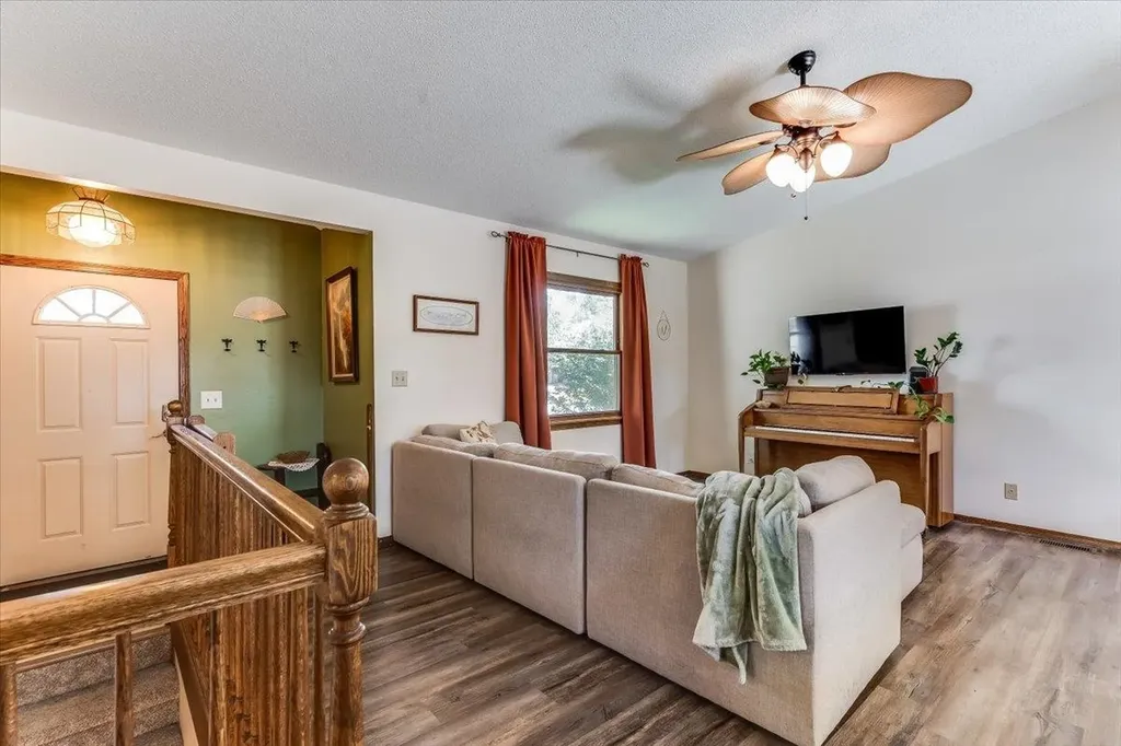 2456 N Ridgewood Court Wichita KS 67220