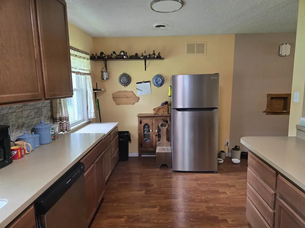 1816 E 8th Avenue Winfield KS 67156