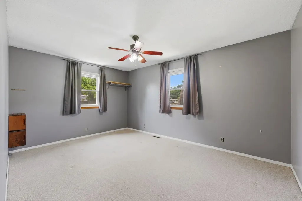 337 N Tracy Wichita KS 67212