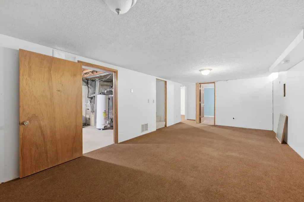 337 N Tracy Wichita KS 67212
