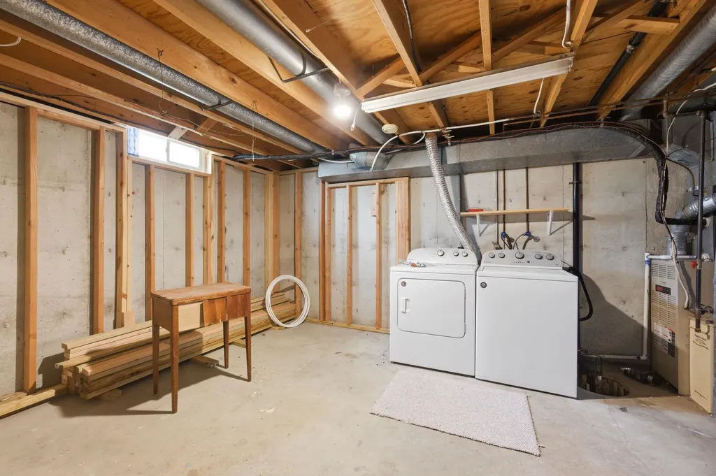 337 N Tracy Wichita KS 67212