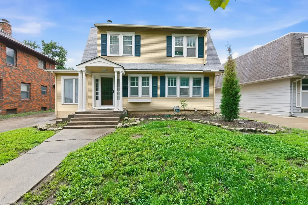 627 N Pershing Wichita KS 67208