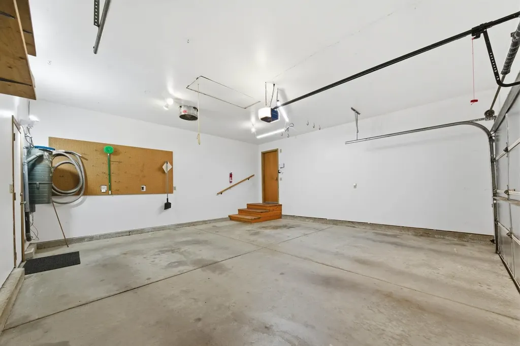 2314 N Amarado Street Wichita KS 67205-6720