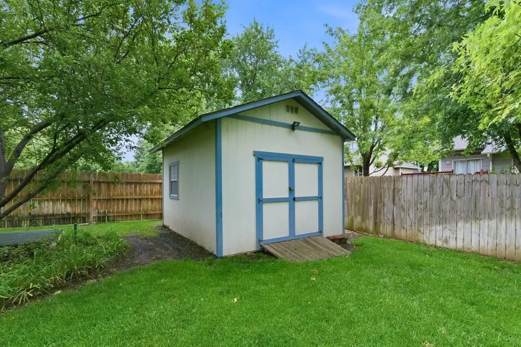 2314 N Amarado Street Wichita KS 67205-6720